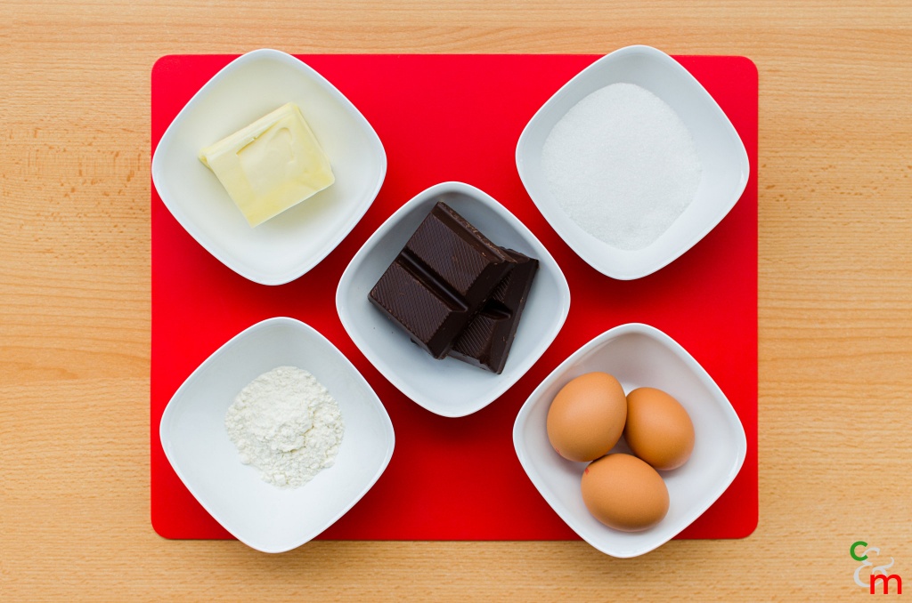 Ingrediente pentru tort de ciocolata